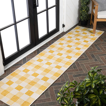 Darcy Traditional Geometric Bold Gingham Area Rug